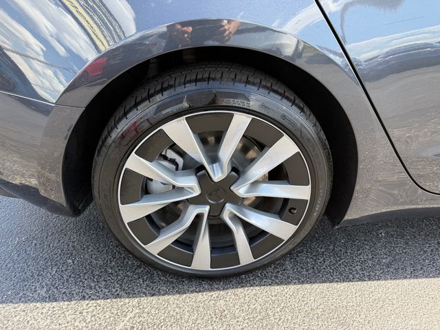 2025 Tesla Model 3 **MODEL 3 LONG RANGE PREMIUM AWD**WHITE INTERIOR**19" WHEELS** - 23065462 - 28