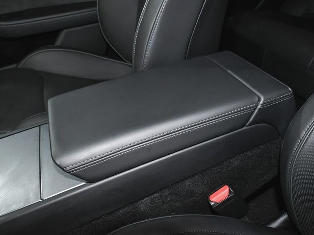 2025 Tesla Model 3 Performance - 23020683 - 38