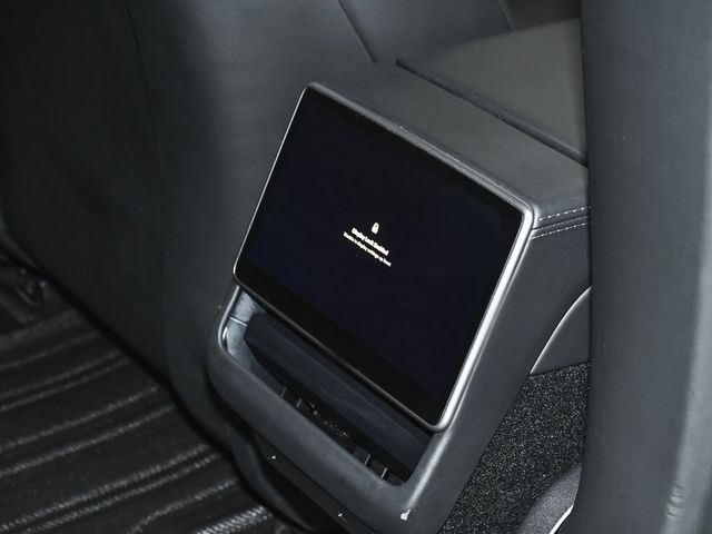2025 Tesla Model 3 Performance - 23020683 - 46