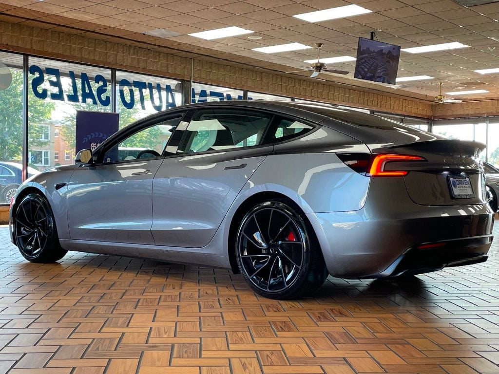 2025 Tesla Model 3 Performance photo 10