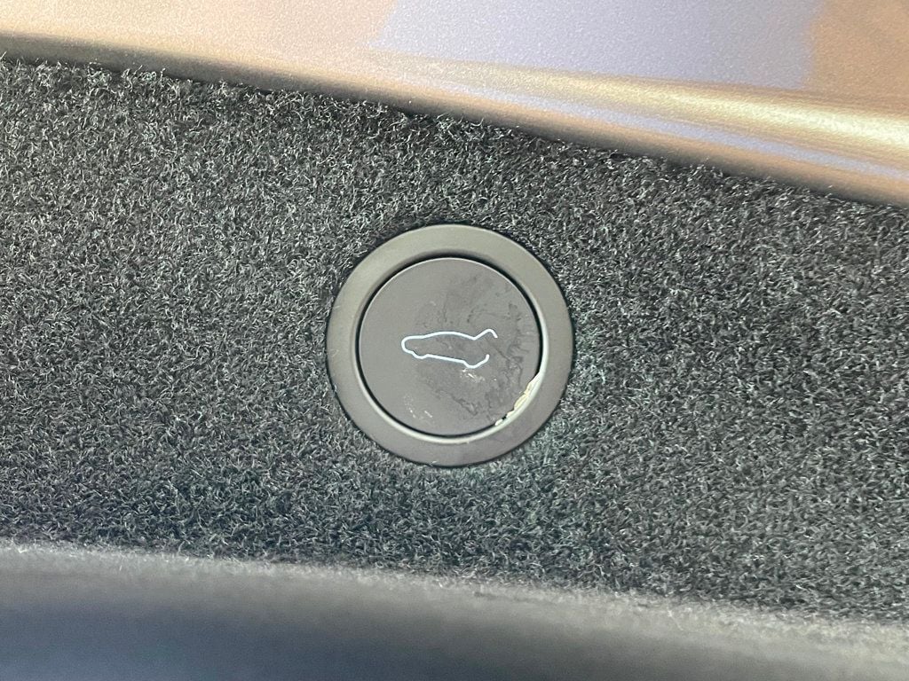 2025 Tesla Model 3 Performance photo 26