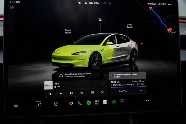 2025 Tesla Model 3 Performance AWD - 23028557 - 20