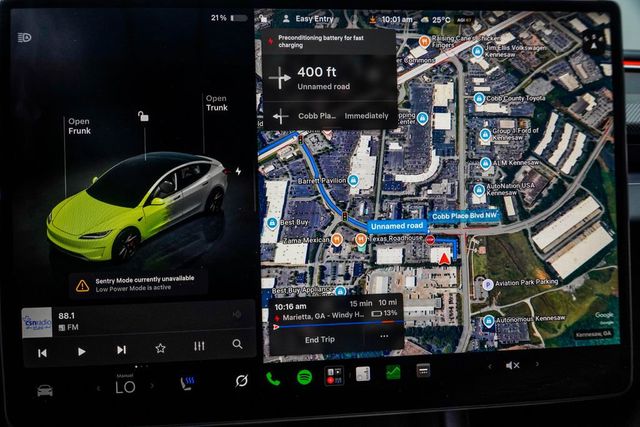 2025 Tesla Model 3 Performance AWD - 23028557 - 21