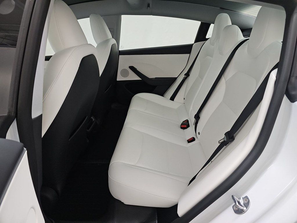 2025 Tesla Model 3 REAR SCREEN PEARL WHITE PAINT 18 INCH PHOTON WHEELS! WHITE GUTS! - 22948406 - 14