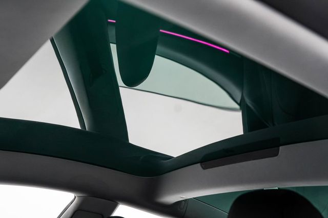 2025 Tesla Model 3 Standard RWD - 23005987 - 18