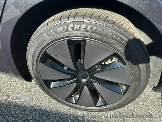 2025 Tesla Model 3 Standard RWD - 23011912 - 23