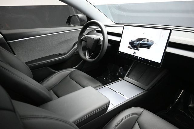 2025 Tesla Model 3 Standard RWD - 23030843 - 12