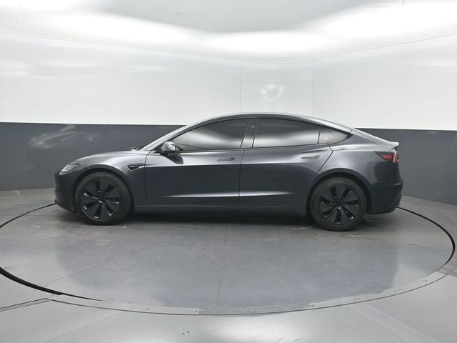 2025 Tesla Model 3 Standard RWD - 23030843 - 2