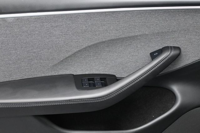 2025 Tesla Model 3 Standard RWD - 23030843 - 6