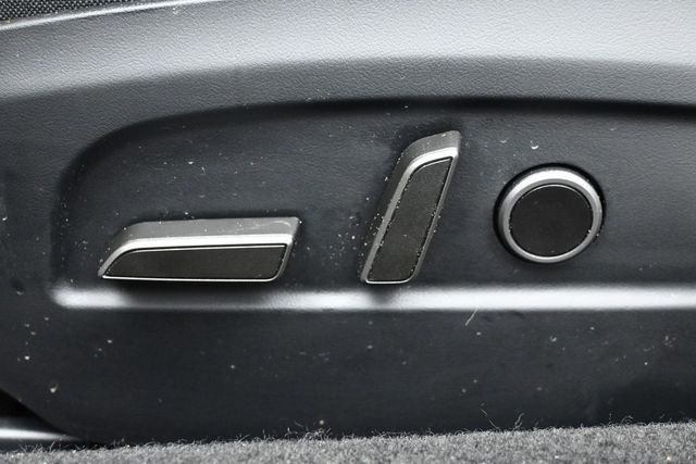 2025 Tesla Model 3 Standard RWD - 23030843 - 7
