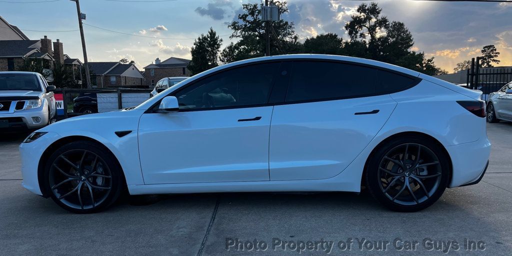 2025 Tesla Model 3 White on white - 23085644 - 10