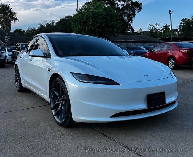 2025 Tesla Model 3 White on white - 23085644 - 3