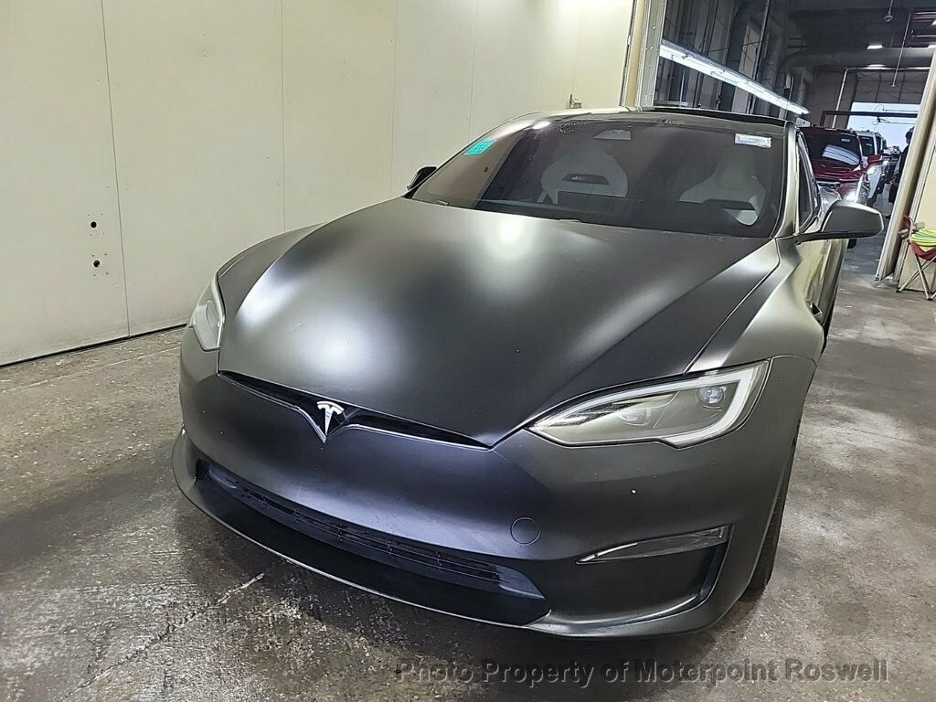 2025 Tesla Model S Plaid AWD photo 2