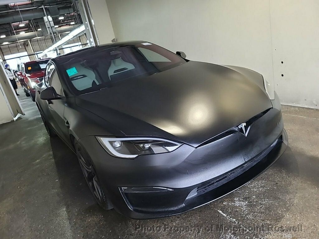 2025 Tesla Model S Plaid AWD photo 3