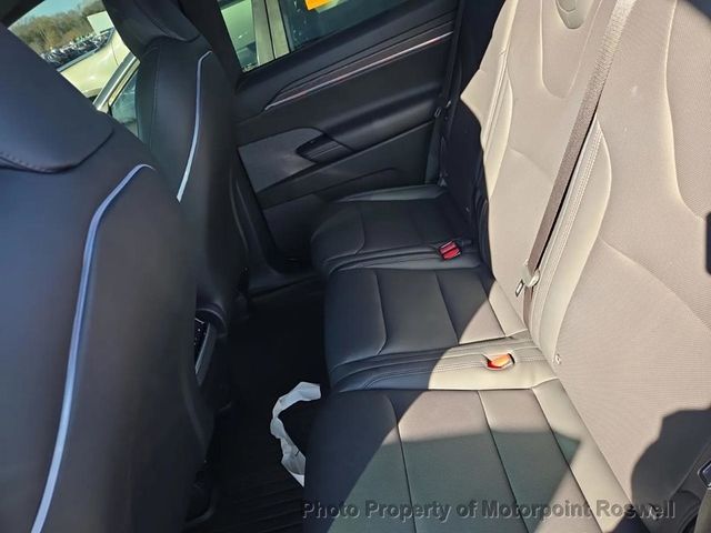 2025 Tesla Model X AWD - 22962148 - 1