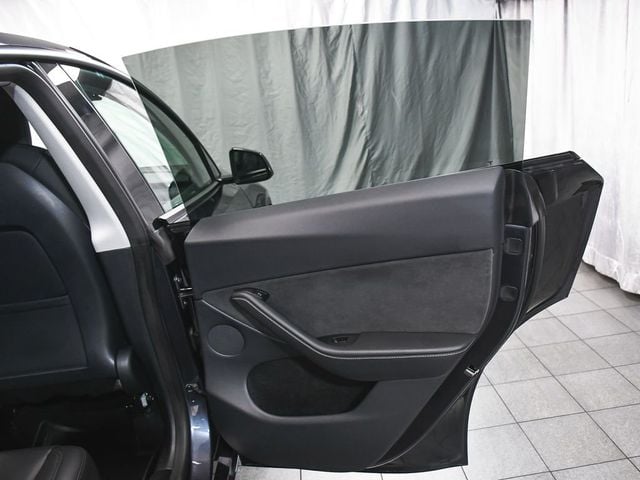 2025 Tesla Model Y Long Range - 22994138 - 15