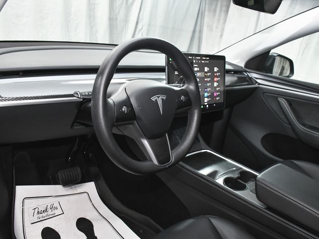 2025 Tesla Model Y Long Range - 22994138 - 22