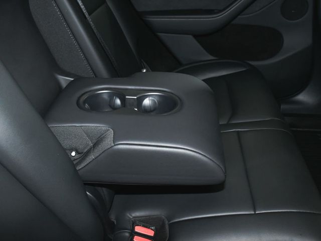 2025 Tesla Model Y Long Range - 22994138 - 46