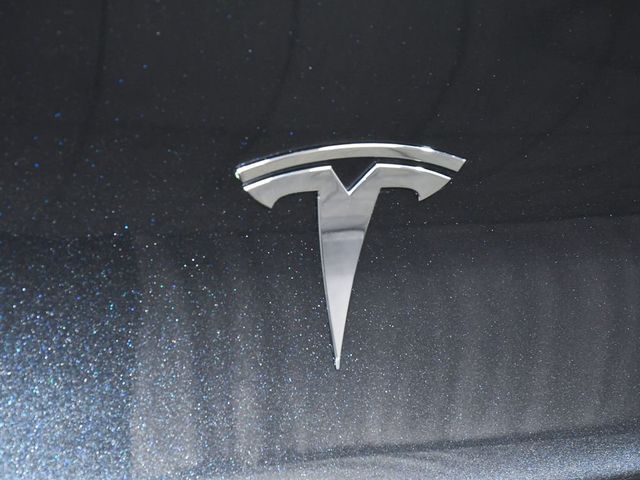 2025 Tesla Model Y Long Range - 22994138 - 72