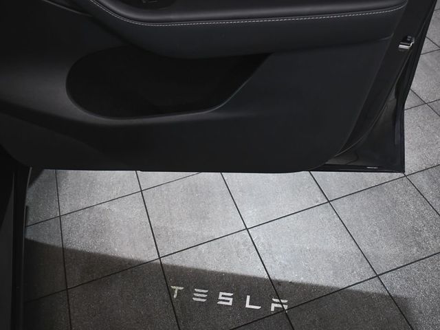 2025 Tesla Model Y Long Range - 23011162 - 23
