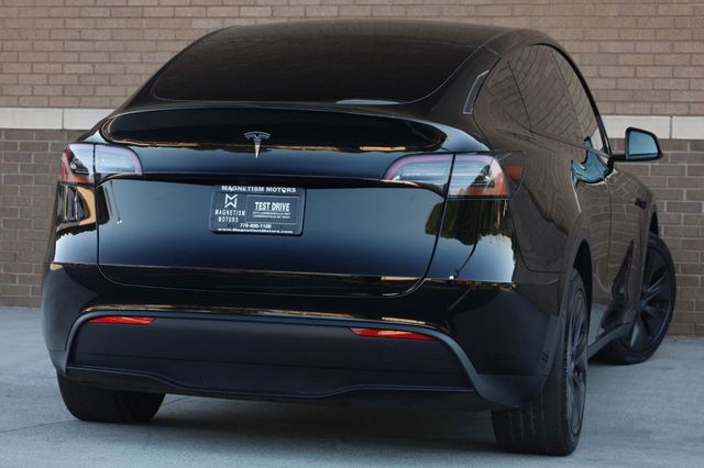 2025 Tesla Model Y Long Range - 23083408 - 10