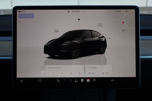 2025 Tesla Model Y Long Range - 23083408 - 39