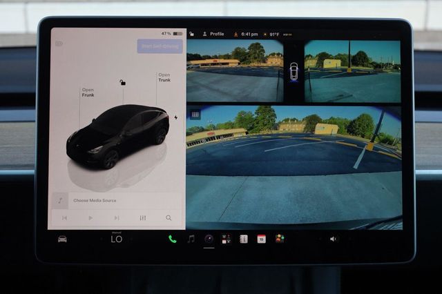 2025 Tesla Model Y Long Range - 23083408 - 40