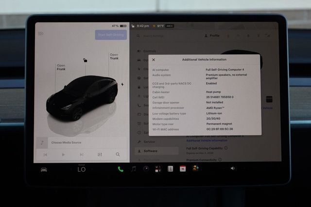 2025 Tesla Model Y Long Range - 23083408 - 45