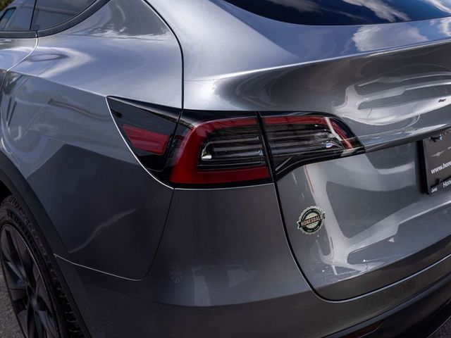 2025 Tesla Model Y Long Range - 23078120 - 31