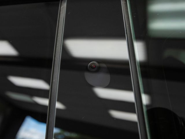 2025 Tesla Model Y Long Range AWD - 22983164 - 9