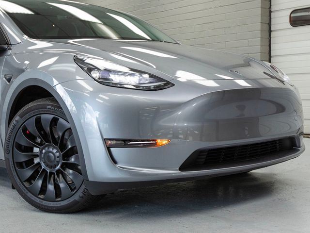 2025 Tesla Model Y Long Range AWD - 22983164 - 10