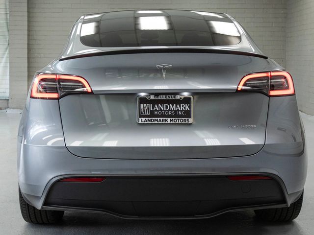 2025 Tesla Model Y Long Range AWD - 22983164 - 24