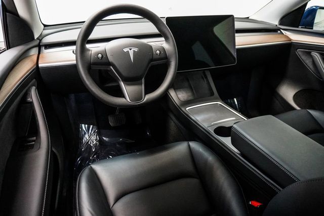 2025 Tesla Model Y Long Range AWD - 23024114 - 12