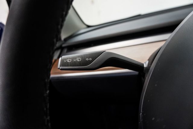 2025 Tesla Model Y Long Range AWD - 23024114 - 17