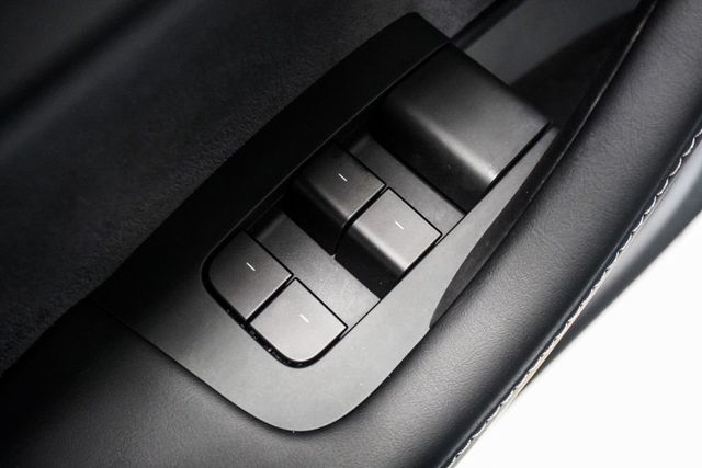 2025 Tesla Model Y Long Range AWD - 23024114 - 20