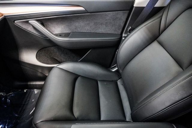 2025 Tesla Model Y Long Range AWD - 23024114 - 24