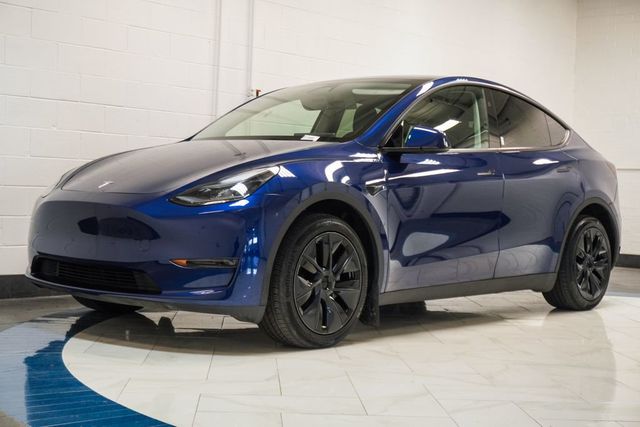 2025 Tesla Model Y Long Range AWD - 23024114 - 3
