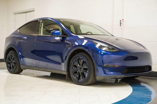 2025 Tesla Model Y Long Range AWD - 23024114 - 4