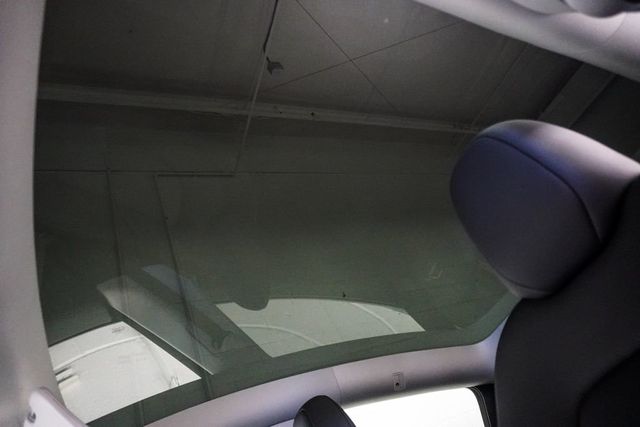 2025 Tesla Model Y Long Range AWD - 23024114 - 7