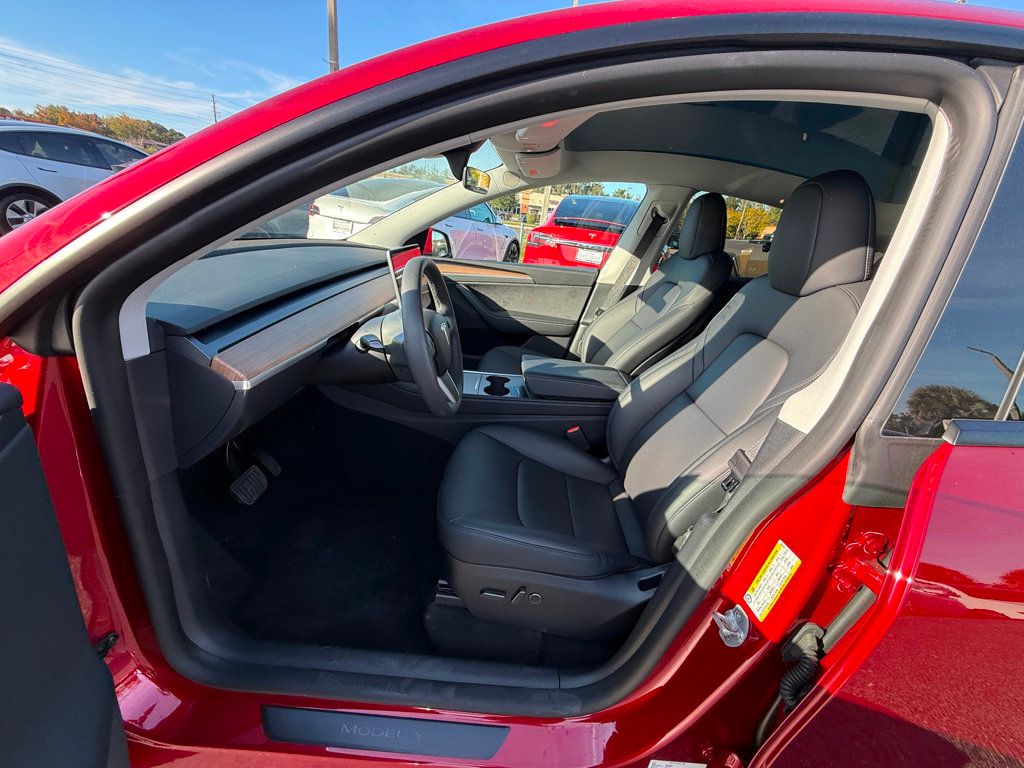 2025 Tesla Model Y Long Range AWD - 22954187 - 7