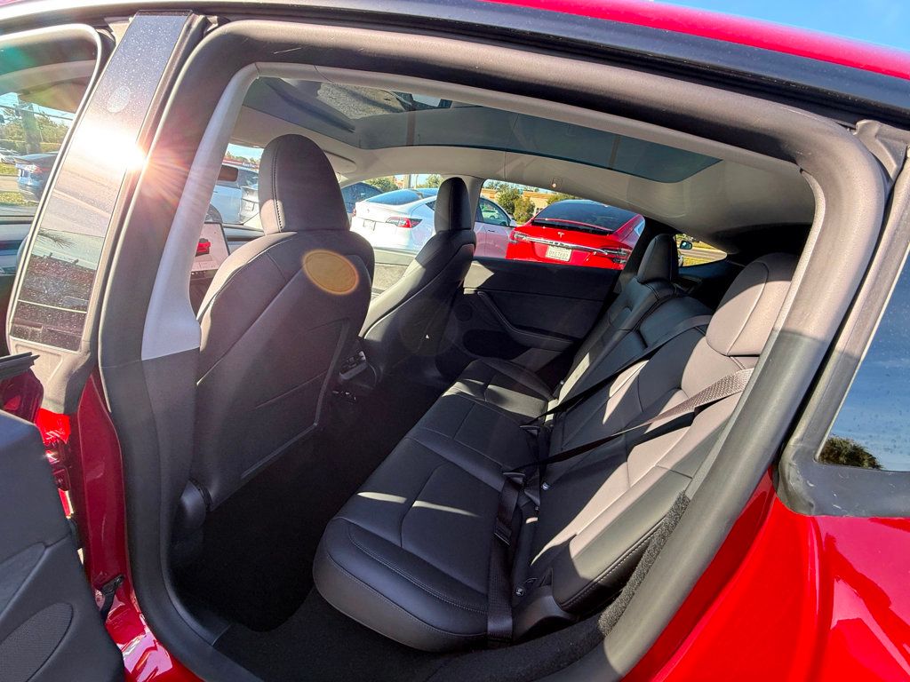 2025 Tesla Model Y Long Range AWD - 22954187 - 8