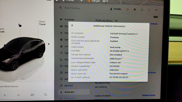 2025 Tesla Model Y Long Range AWD - 23018222 - 14