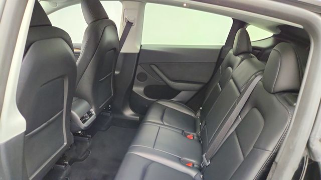 2025 Tesla Model Y Long Range AWD - 23018222 - 24