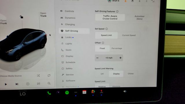 2025 Tesla Model Y Long Range AWD - 23036890 - 18