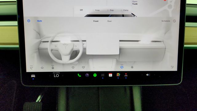 2025 Tesla Model Y Long Range AWD - 23036890 - 20