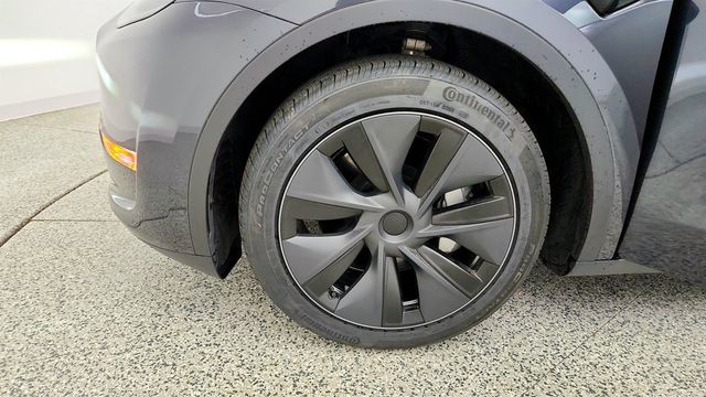 2025 Tesla Model Y Long Range AWD - 23036890 - 8