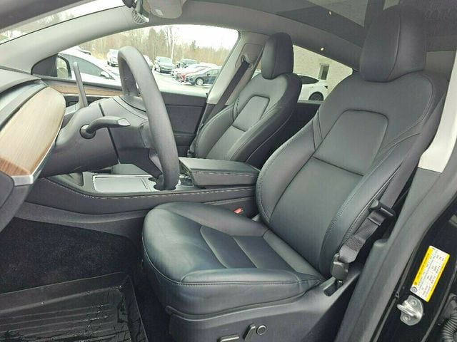 2025 Tesla Model Y Long Range AWD - 22981384 - 13