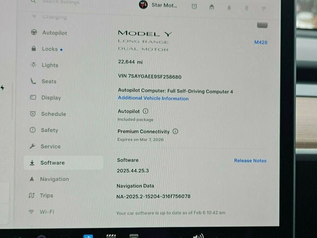 2025 Tesla Model Y Long Range AWD - 22981384 - 24