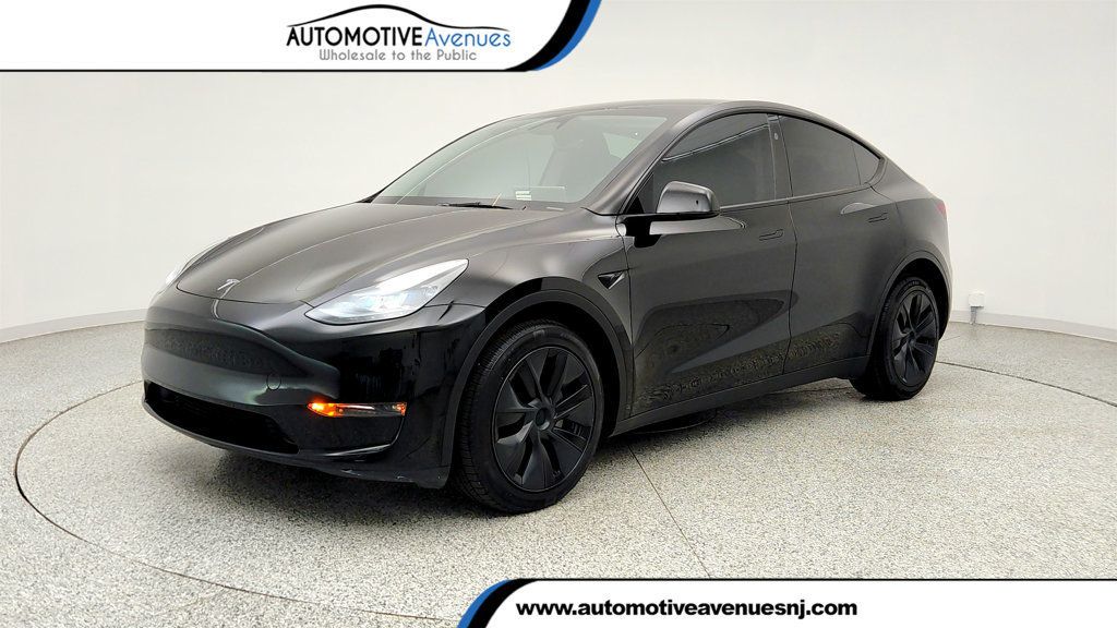 2025 Tesla Model Y Long Range AWD *Ltd Avail* - 23018222 | Video 1