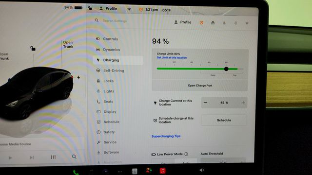 2025 Tesla Model Y Long Range AWD *Ltd Avail* - 23018222 - 17